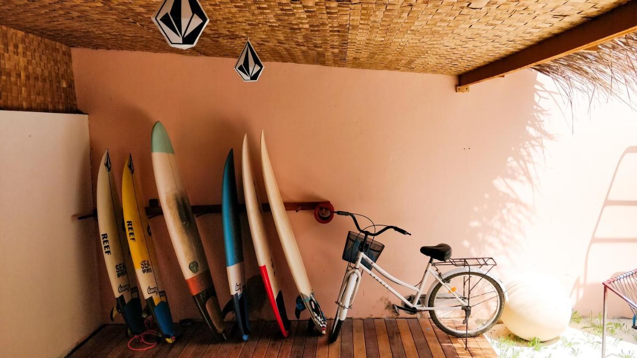 Akiri Surf Retreat Hotel Thulusdhoo Exterior photo